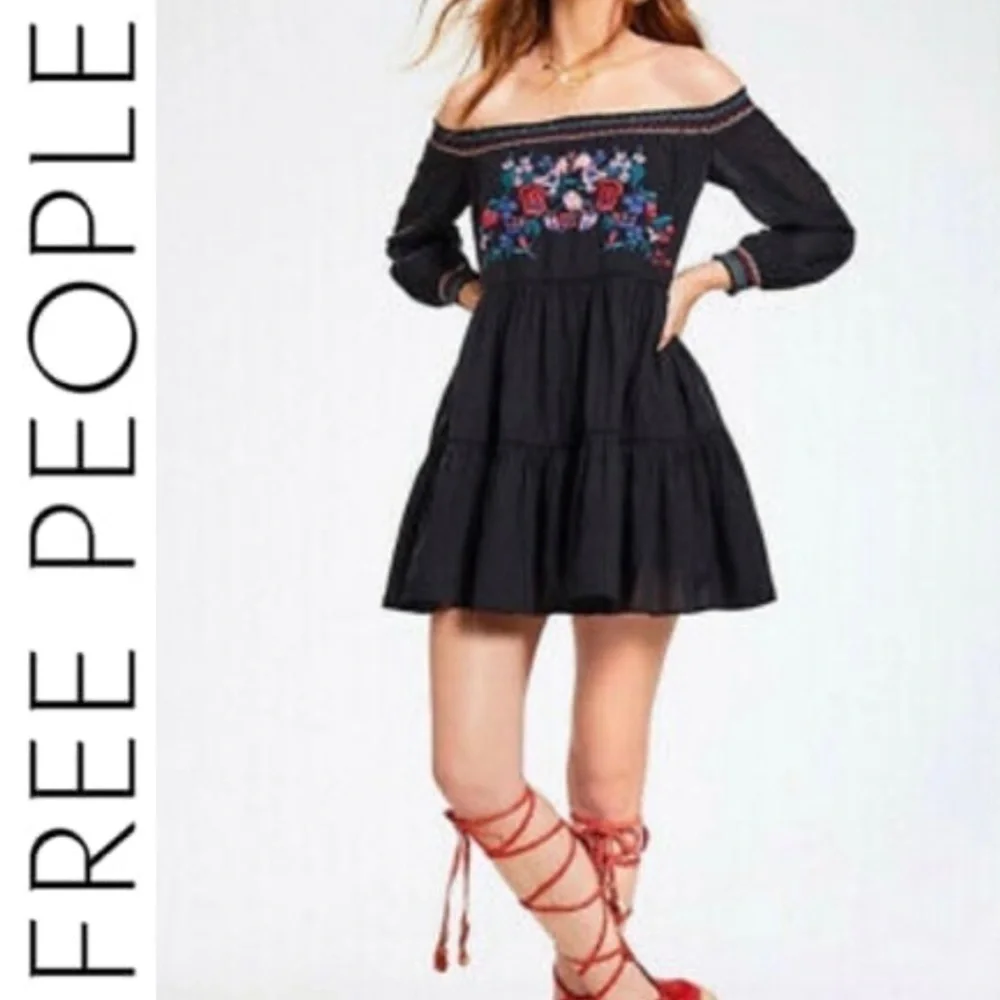 NWT $148R  Free People Sunbeam Embroidered Mini Boho Dress. Size Large